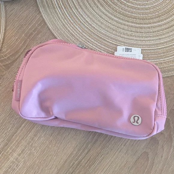 lululemon athletica Pink Pouch - Picture 1 of 2